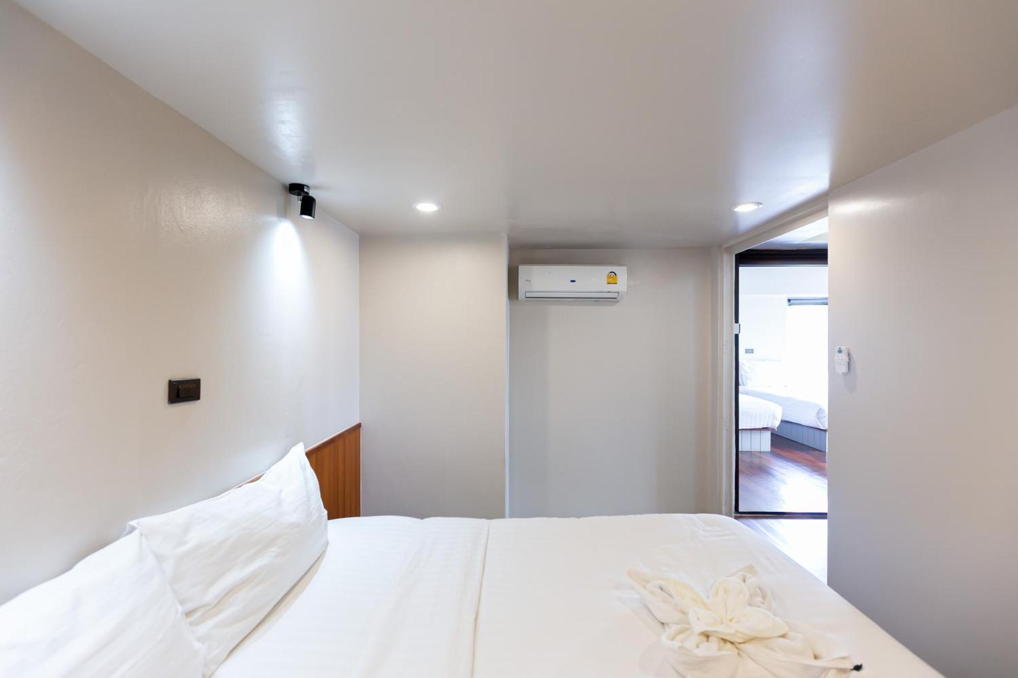 A Room Bangkok Sathorn Dış mekan fotoğraf